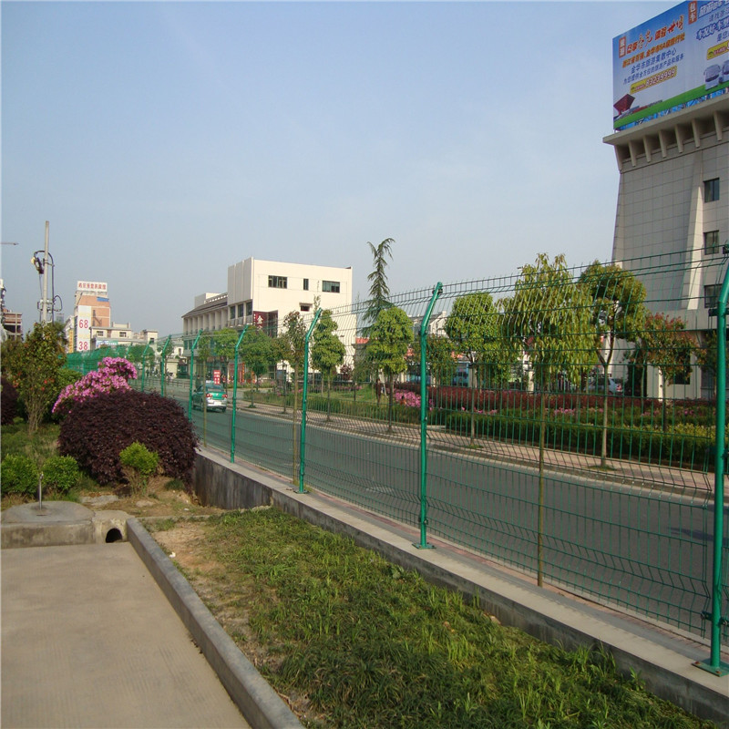 江蘇雙邊護欄網(wǎng)安裝簡易